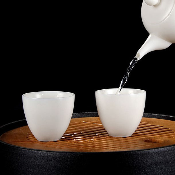 Mutton Fat Jade Porcelain "Egg-Shaped Smooth" Tea Cup