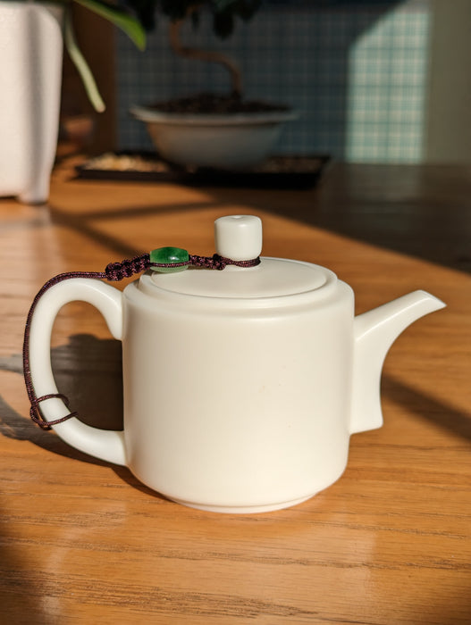Mutton Fat Jade Porcelain "De Zhong" Teapot