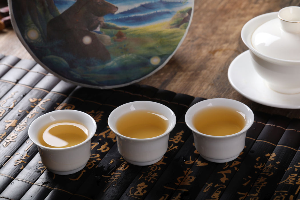 2021 Yunnan Sourcing "Lan Hua Qing" Raw Pu-erh Tea Cake