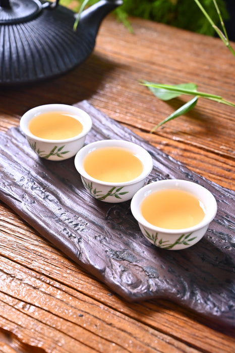 2021 Yunnan Sourcing "Jinggu Impression" Raw Pu-erh Tea Cake