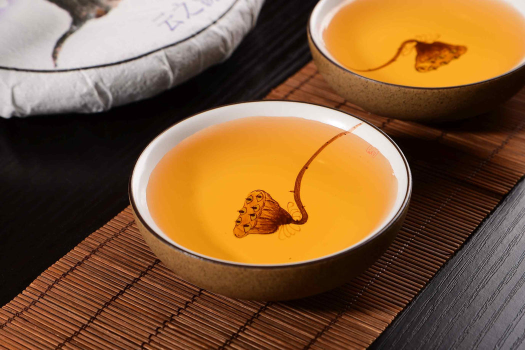 2020 Yunnan Sourcing "SanHeShe" Yi Wu Raw Pu-erh Tea Cake