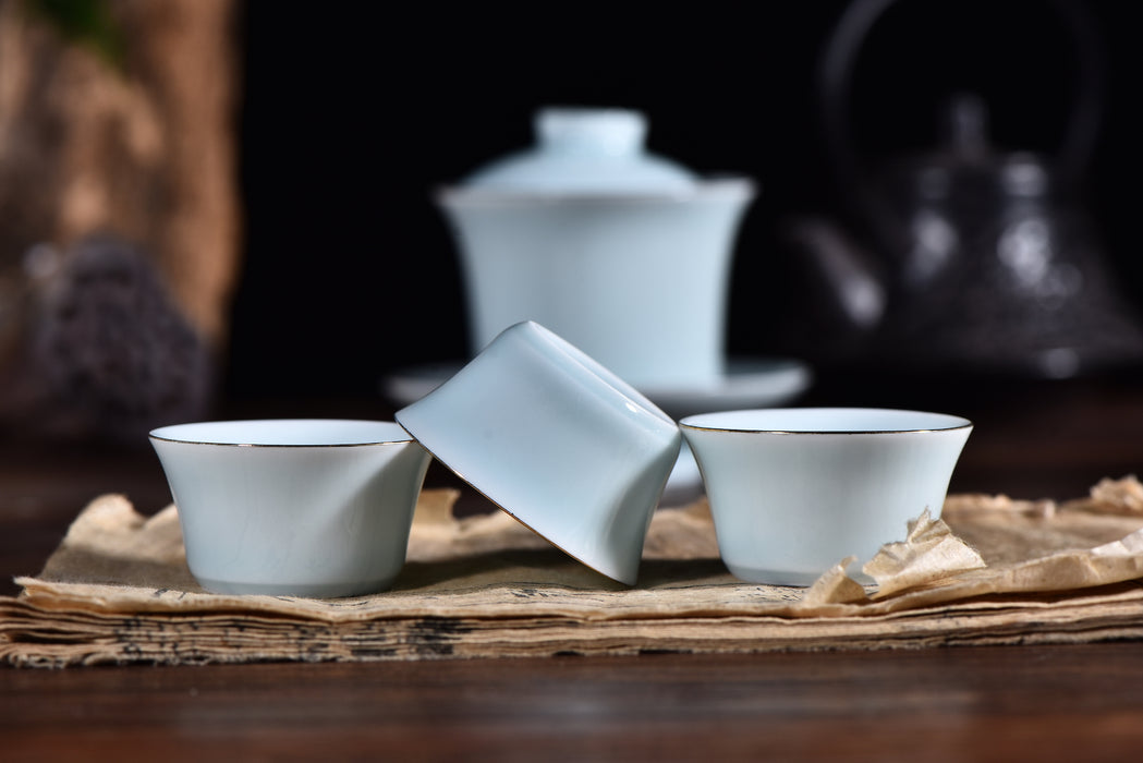 "Silver Lining" Porcelain Gaiwan with Matching Cups and Cloth Carrier Bag - Yunnan Sourcing Tea Shop