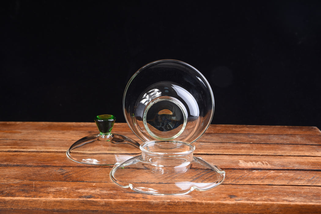 Green and Glass Gaiwan for Gong Fu Tea Brewing * 200ml