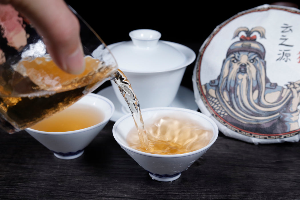 2018 Yunnan Sourcing "Autumn Zhang Jia Wan" Yi Wu Old Arbor Raw Pu-erh Tea Cake