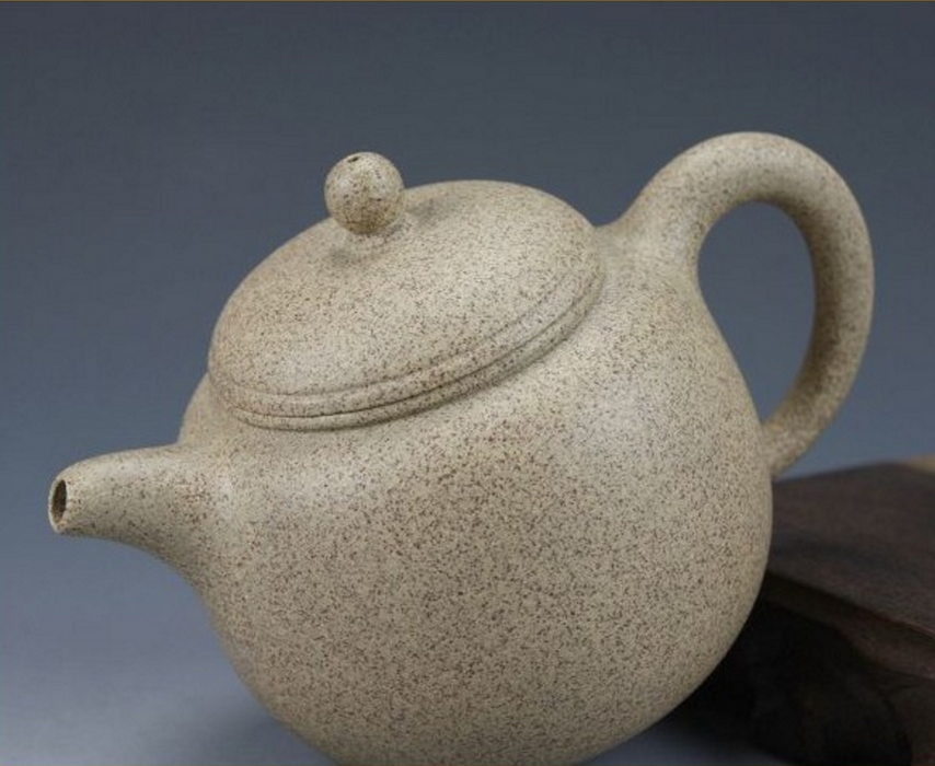 Bai Ma Zi Duan Ni Bao Zun Yixing Clay Teapot by Wang De Ming
