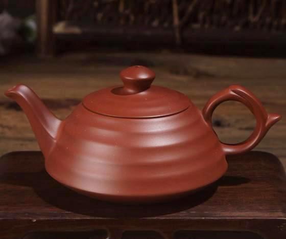 Chaozhou Hong Ni "Luo Wen" Clay Teapot by Zhang Lin Hao