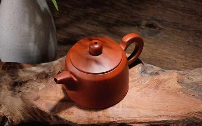 Chaozhou Hong Ni "Shi Jing" Clay Teapot by Zhang Lin Hao