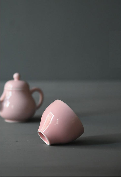 Jingdezhen Porcelain "Flared Pink Cup" * 90ml