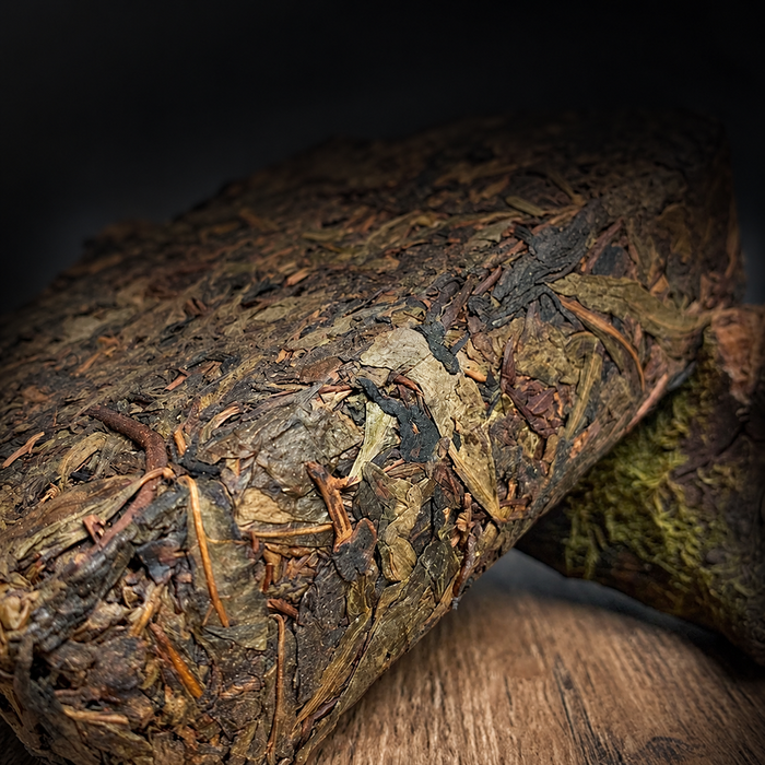 Gao Jia Shan “Lu Bu Gu Lin” Wild Harvested Hunan Fu Brick Tea