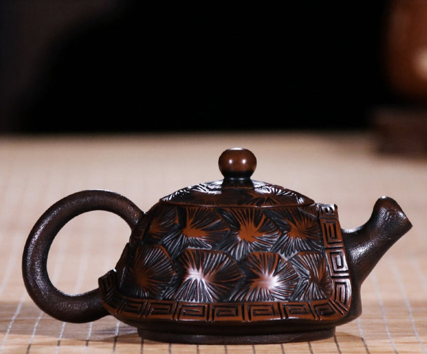 Jian Shui Clay "Turtle" Teapot by Wang Yan Ping