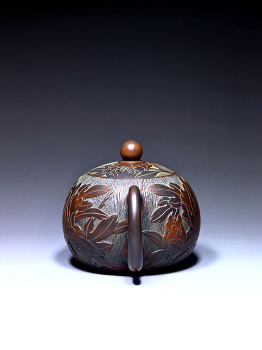 Qin Zhou Clay Teapot "Peony Xi Shi" by Hu Ying Jia