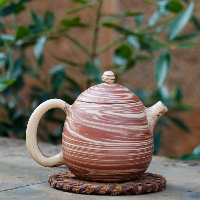 Jian Shui Clay "Jiao Ni WA32" Teapot by Wang Yan Ping