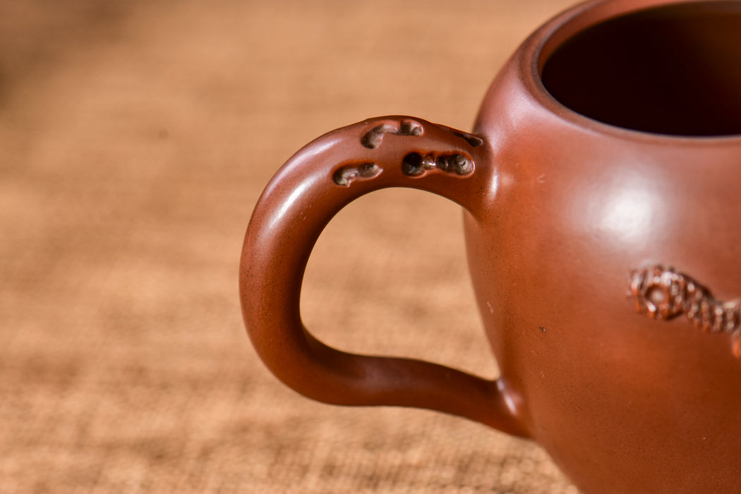 Jian Shui Clay "Flat Top Dragon Egg" Teapot by Zhang Ce
