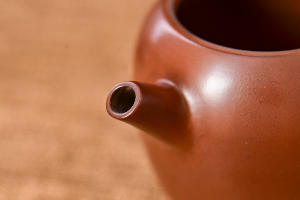 Jian Shui Clay "Flat Top Dragon Egg" Teapot by Zhang Ce