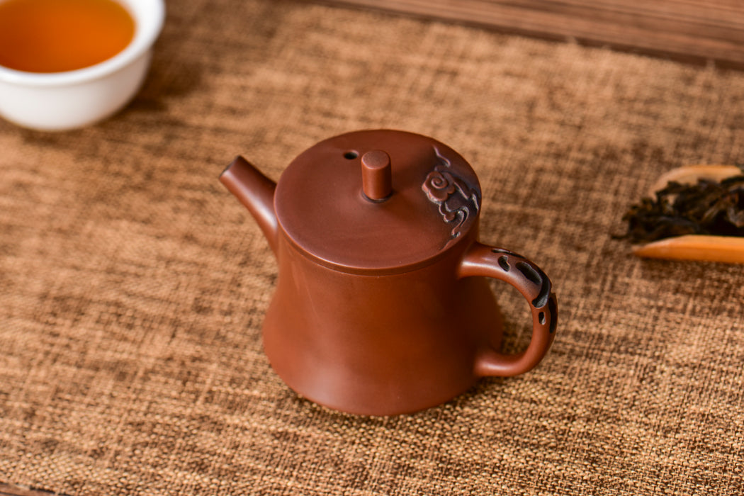 Jian Shui Purple Clay "Han Duo" Teapot by Mu Cheng
