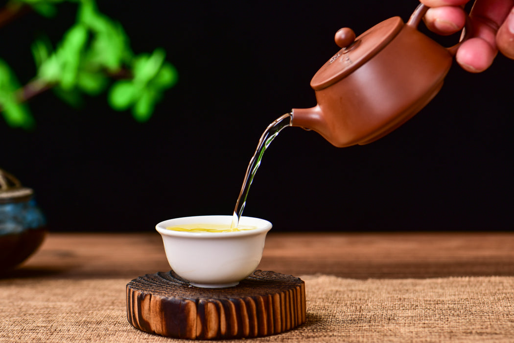 Jian Shui Purple Clay "Canister Shi Piao" Teapot by Mu Cheng