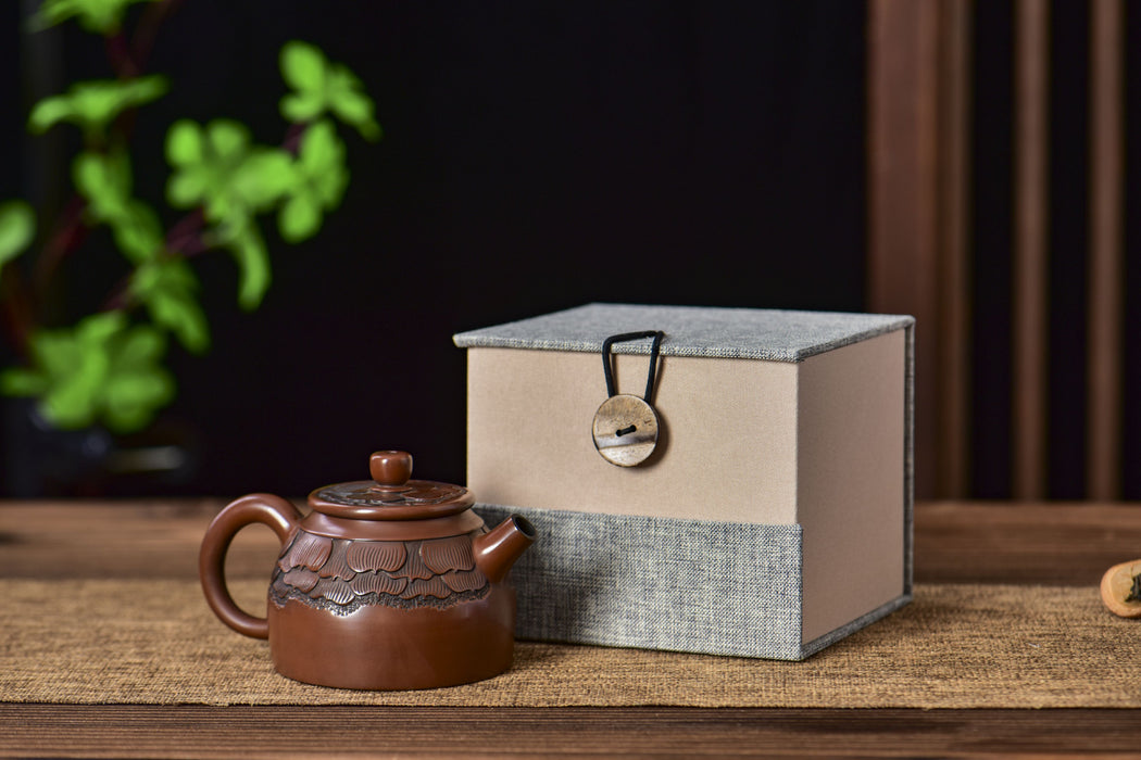 Jian Shui Clay "Lotus Flower" Teapot by Cai Wenjuan