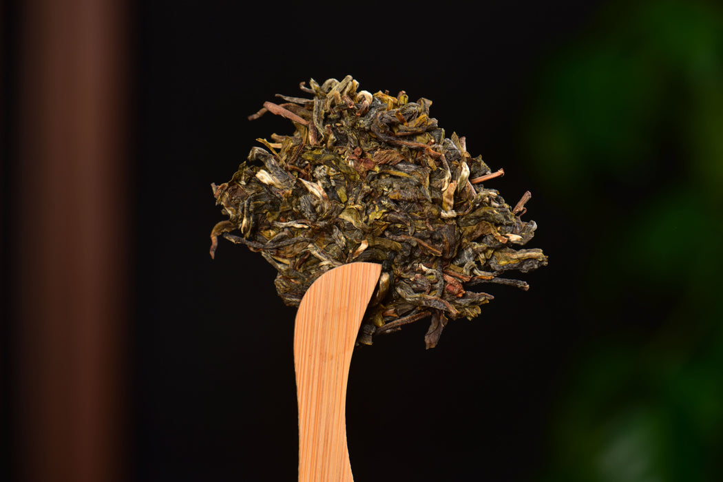 2025 Yunnan Sourcing "Meng Zhu Da Shan" Old Arbor Raw Pu-erh Tea Cake | Yunnan Sourcing Tea Shop