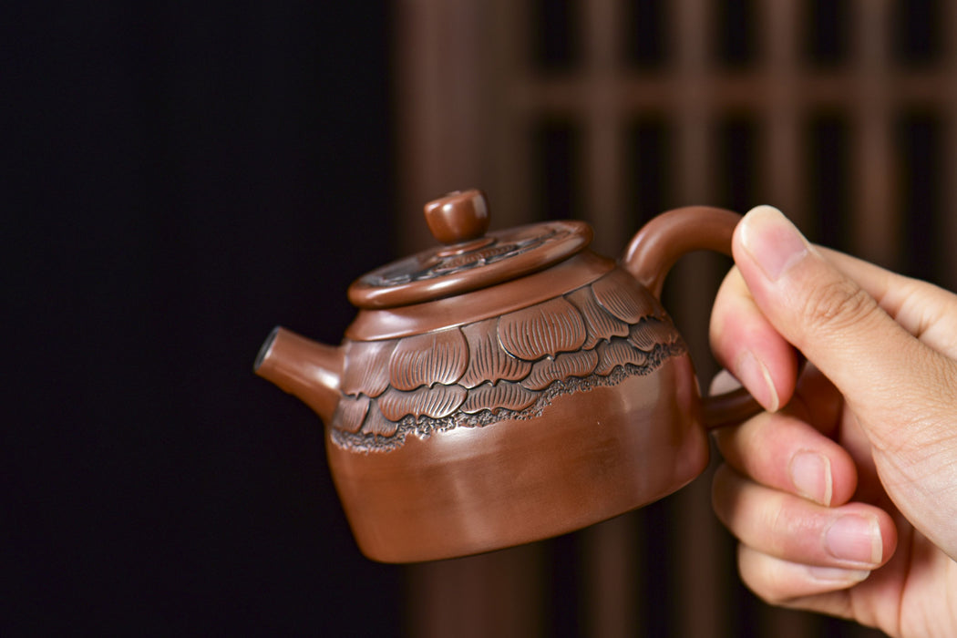 Jian Shui Clay "Lotus Flower" Teapot by Cai Wenjuan