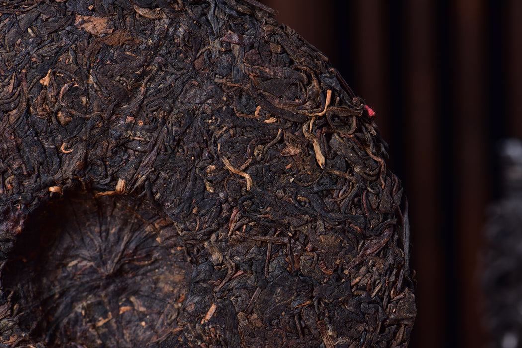 1999 CNNP Da Hong Yin Raw Pu-erh Tea Cake