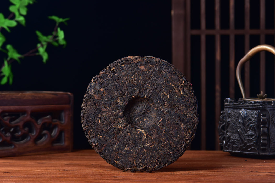 1999 CNNP Da Hong Yin Raw Pu-erh Tea Cake