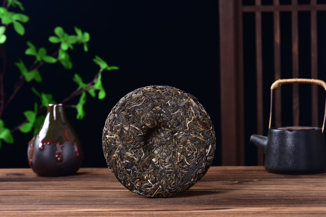2026 Yunnan Sourcing "Magpie's Nest" Raw Pu-erh Tea Cake