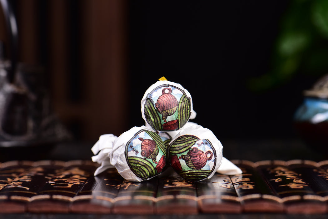 2024 Yunnan Sourcing "Magic Teapot" Ripe Pu-erh Tea Dragon Balls