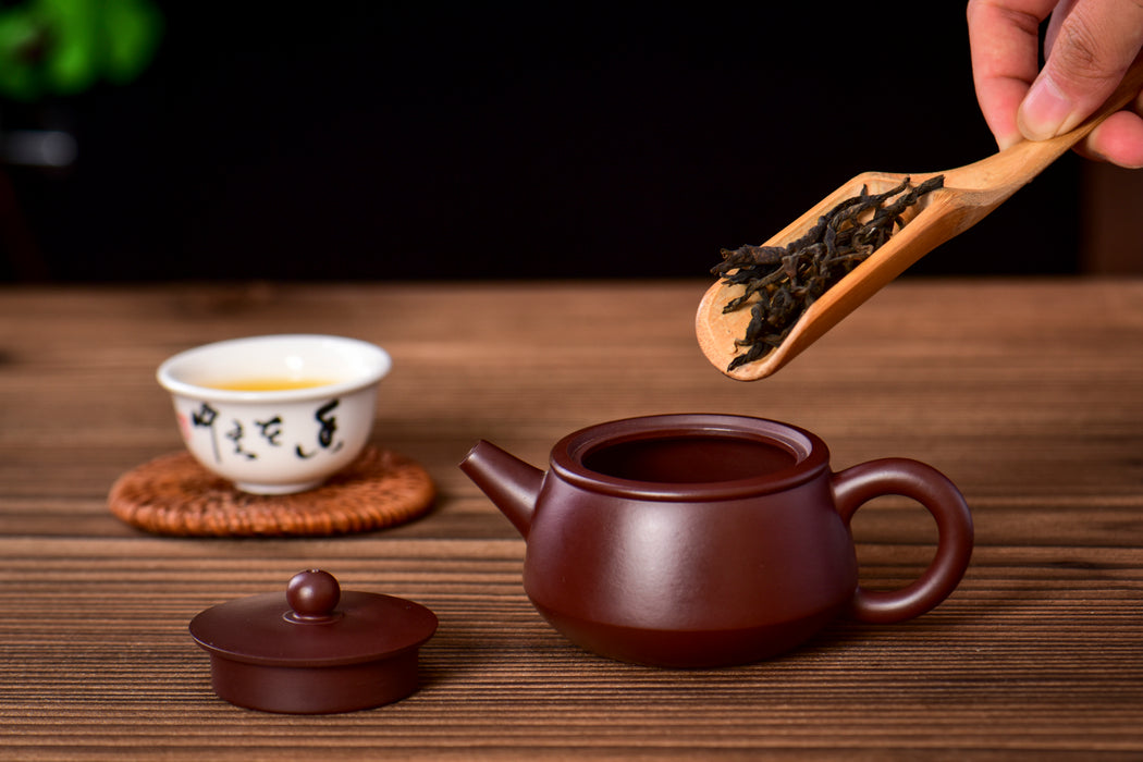 Jian Shui Clay "De Zhong Hu" Teapot by Jin Jiaqi
