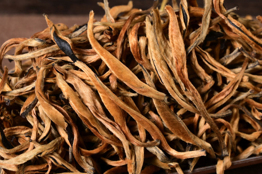 Pure Bud Golden Needle Jasmine Black Tea | Yunnan Sourcing Tea Shop