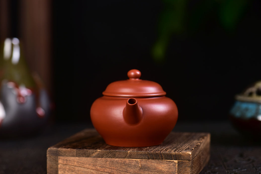Da Hong Pao Clay "Shui Ping" Yixing Teapot by Jin Jia Qi | Yunnan Sourcing Tea Shop