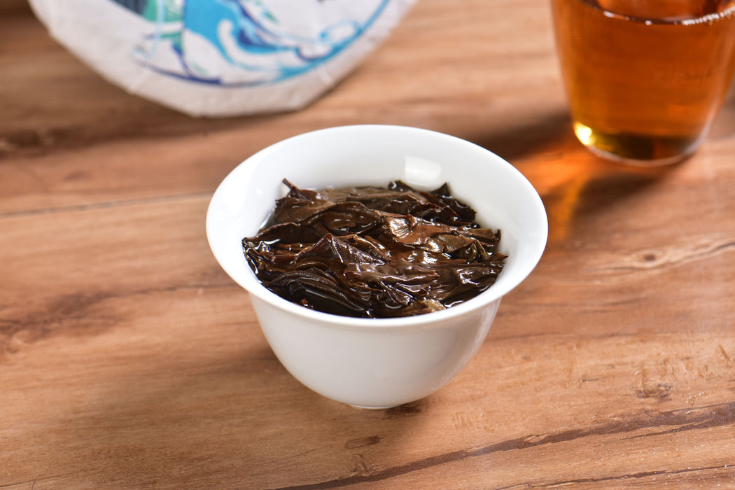 2025 Yunnan Sourcing "Jiu Tai Po Bai Cha" Old Arbor White Tea Cake | Yunnan Sourcing Tea Shop
