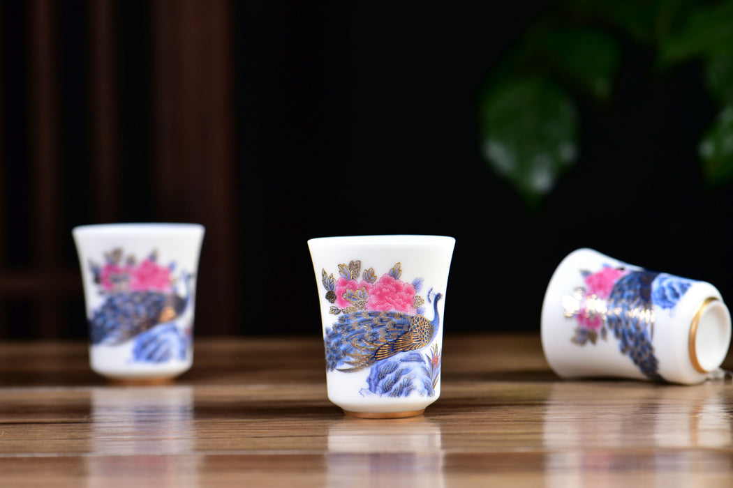 Mutton Fat Ice Jade "Peacock Pageantry" Tea Cup
