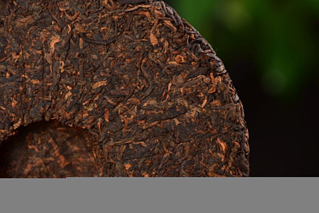 2025 Yunnan Sourcing "Peerless Red Label" Ripe Pu-erh Tea Cake | Yunnan Sourcing Tea Shop