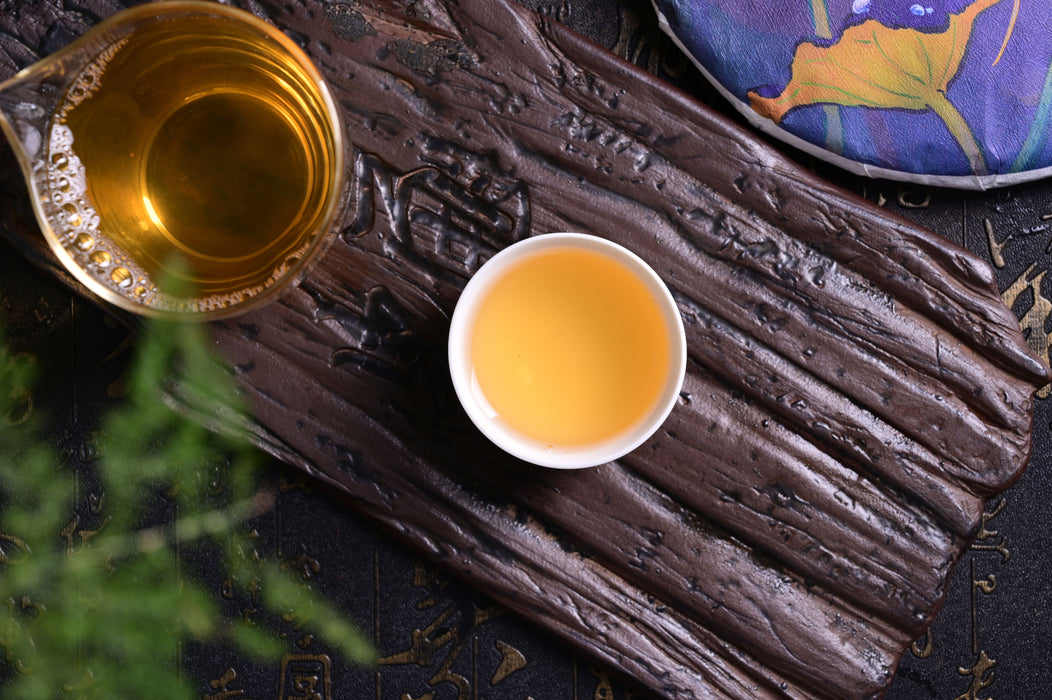 2025 Yunnan Sourcing "Bang Wai Mountain" Raw Pu-erh Tea Cake | Yunnan Sourcing Tea Shop