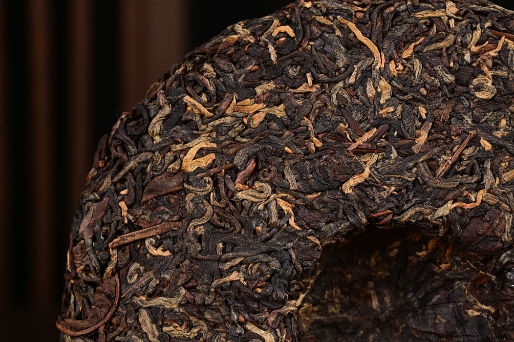 2024 Yunnan Sourcing "Shai" Man Gang Village Black Tea Cake | Yunnan Sourcing Tea Shop