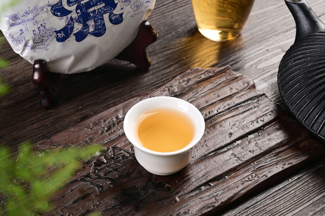 2024 Yunnan Sourcing "Liang" Man Gang Village White Tea Cake | Yunnan Sourcing Tea Shop