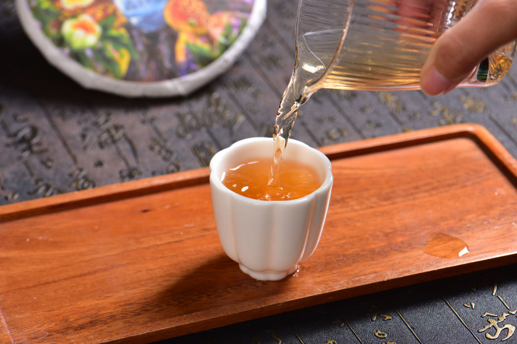 2025 Yunnan Sourcing "Forest Tea" Raw Pu-erh Tea Cake | Yunnan Sourcing Tea Shop