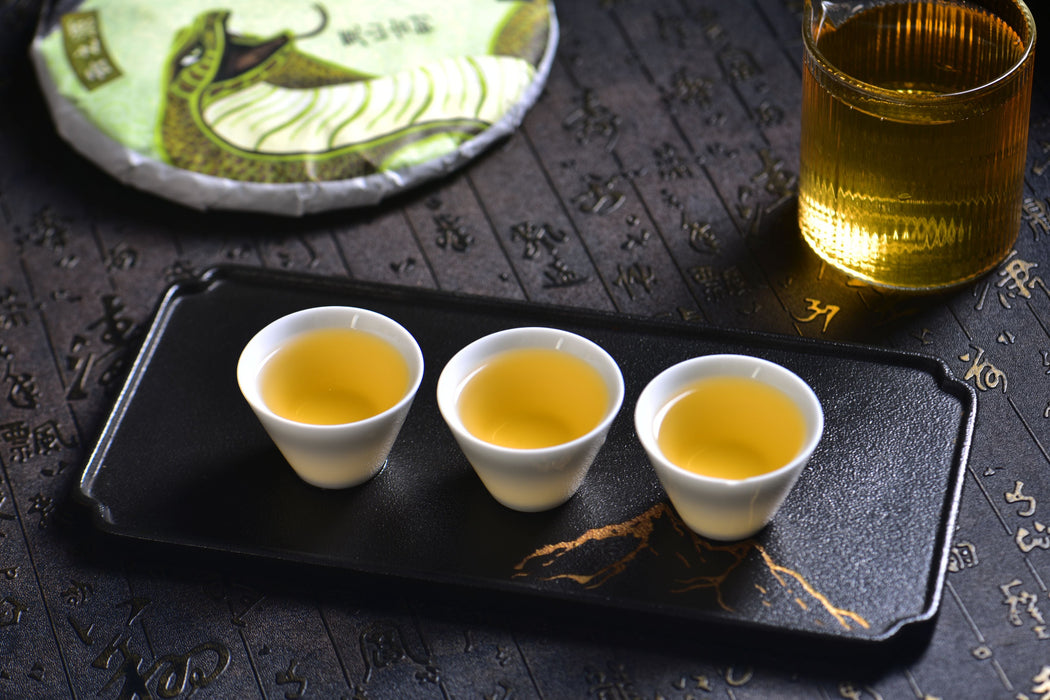 2025 Yunnan Sourcing "Autumn Huang Shan Gu Shu" Old Arbor Raw Pu-erh Tea Cake | Yunnan Sourcing Tea Shop