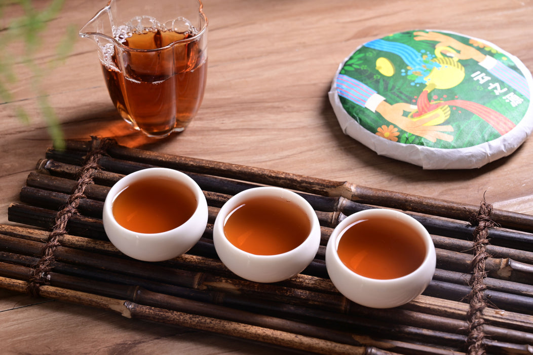 2025 Yunnan Sourcing "Meng Zhu Da Shan" Old Arbor Black Tea Cake (Copy) | Yunnan Sourcing Tea Shop