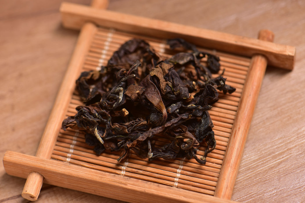 Yunnan "Eastern Beauty" Taiwan Varietal Oolong Tea | Yunnan Sourcing Tea Shop