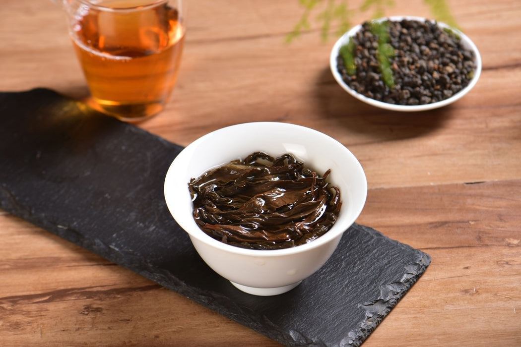 Yunnan "Qing Xin" Taiwan Varietal Red Oolong Tea | Yunnan Sourcing Tea Shop