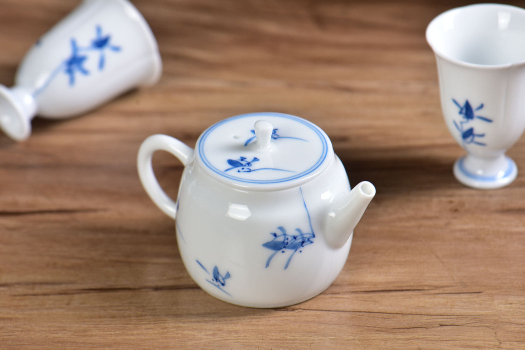 Blue Orchid Pedestal Jingdezhen Porcelain Teapot and Cups Set | Yunnan Sourcing Tea Shop
