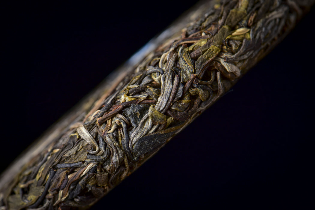 2026 Yunnan Sourcing "Xi Niu Tang Pasha" Raw Pu-erh Tea Cake