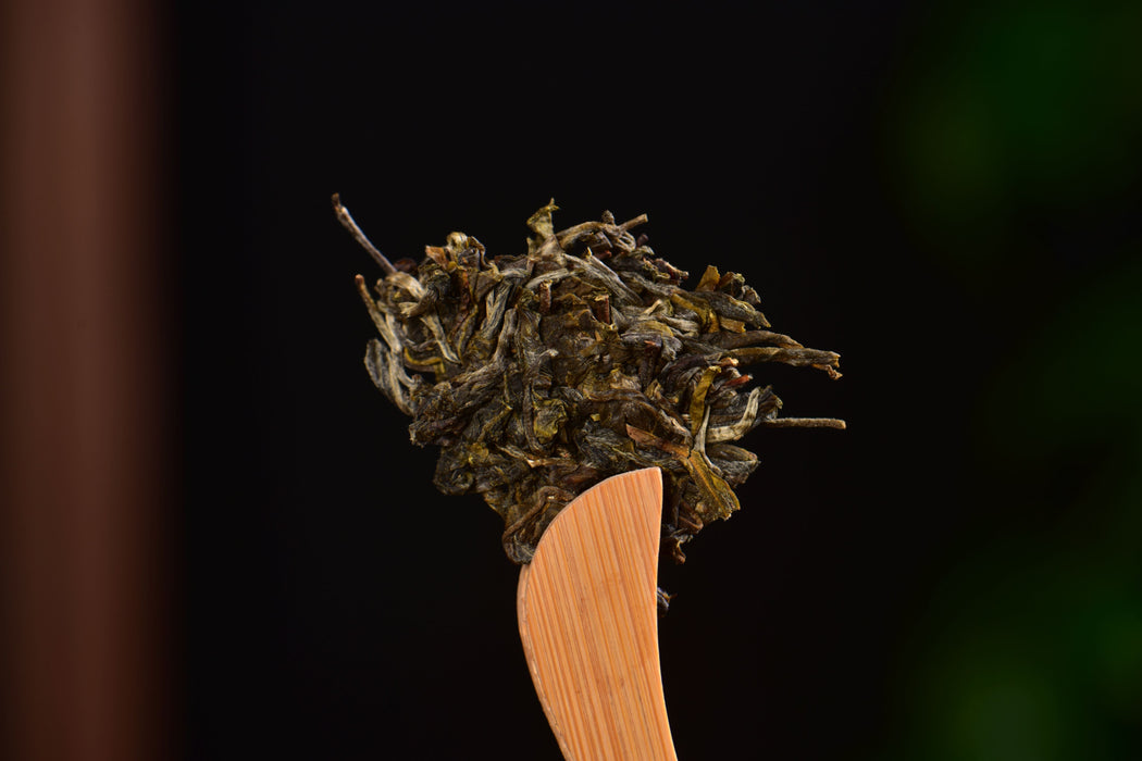 2025 Yunnan Sourcing "Ba Da Snake" Raw Pu-erh Tea Cake | Yunnan Sourcing Tea Shop