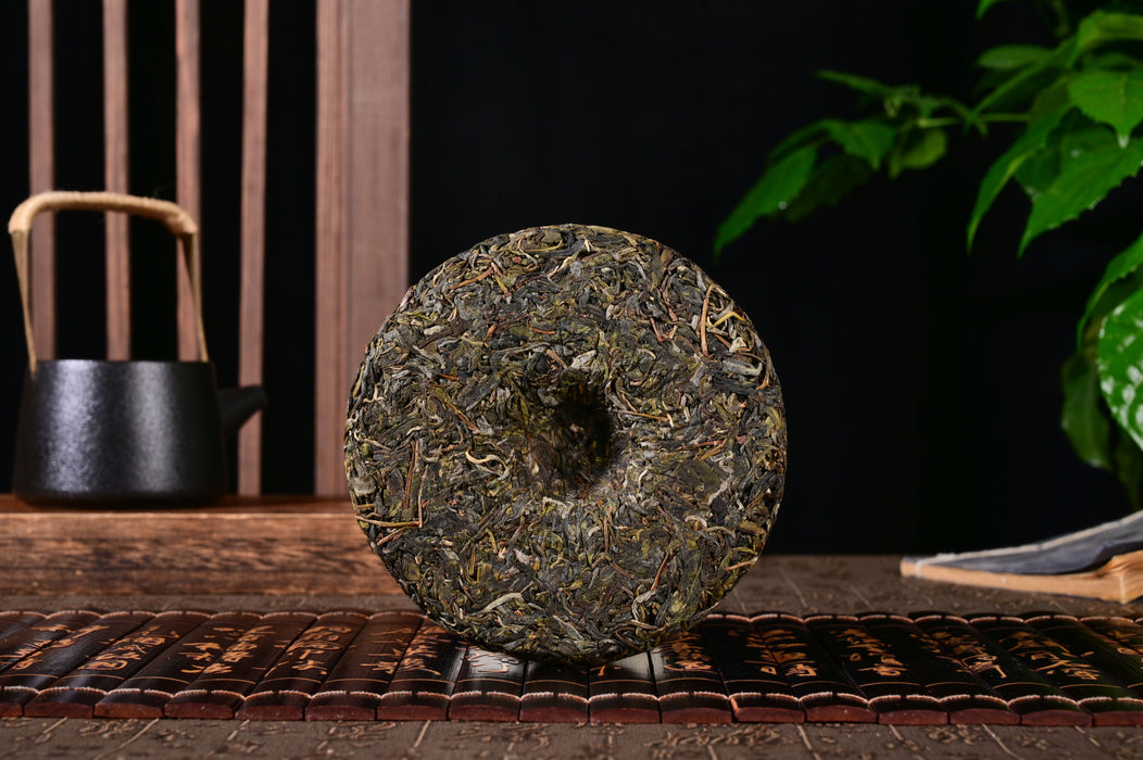 2024 Yunnan Sourcing "Na Han Village" Old Arbor Raw Pu-erh Tea Cake