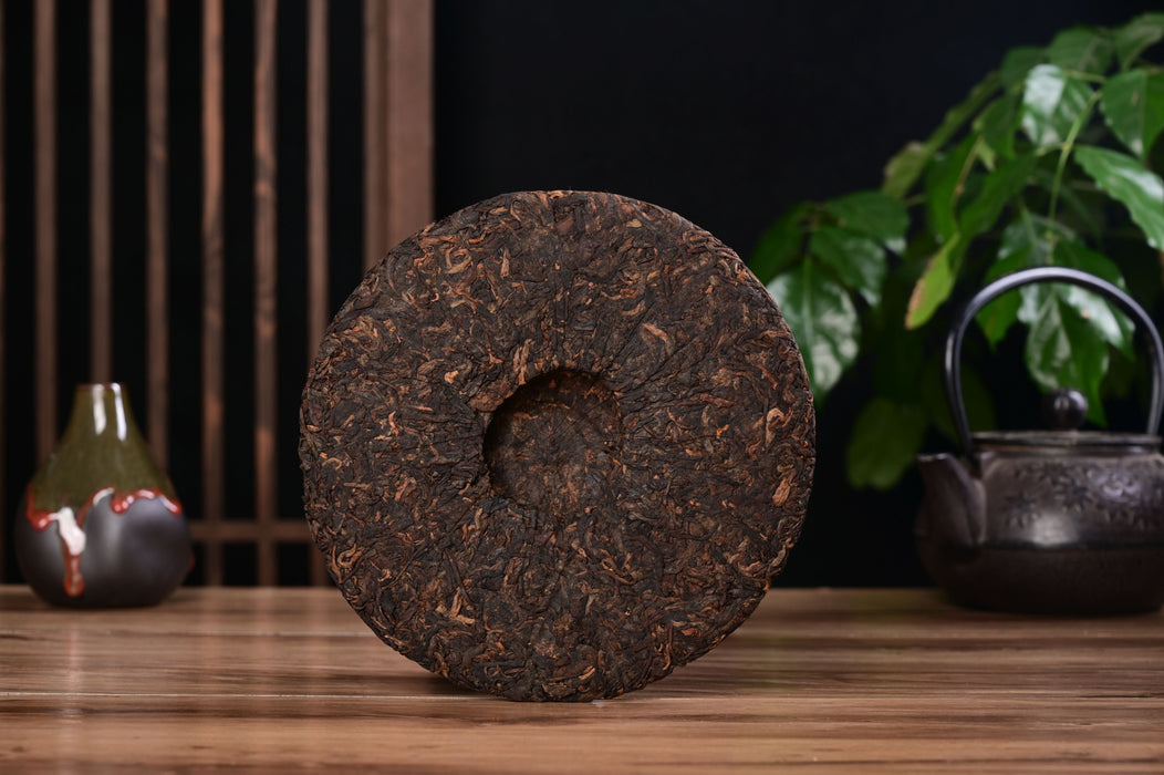 2025 Yunnan Sourcing "Bu Lang Snake" Ripe Pu-erh Tea Cake | Yunnan Sourcing Tea Shop