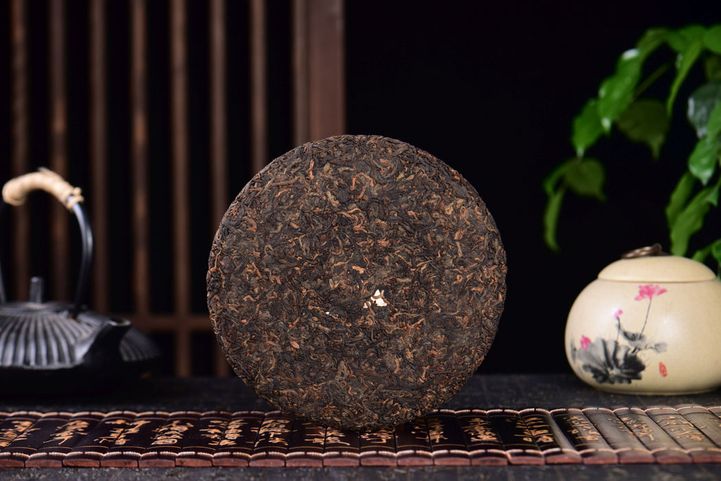 2024 Yunnan Sourcing "Zhang Jia San Dui" Ripe Pu-erh Tea Cake