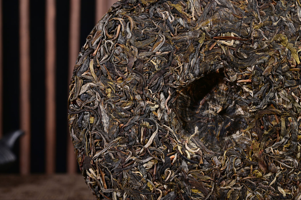 2024 Yunnan Sourcing "Bang Wai Mountain" Raw Pu-erh Tea Cake