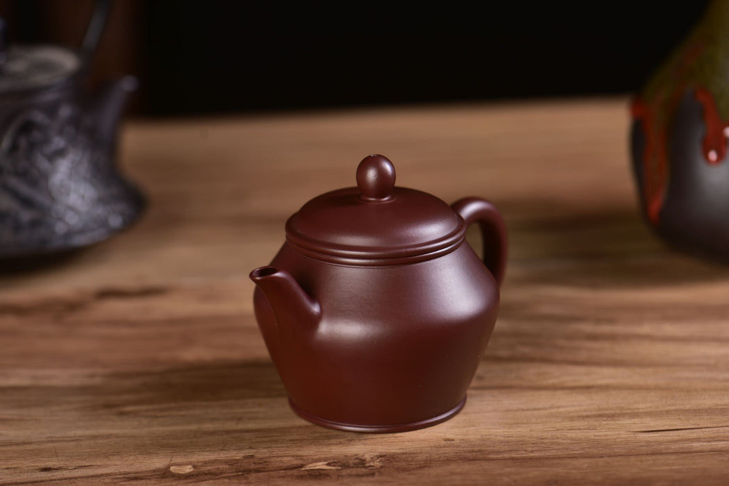 Purple Zhu Ni "Pear-Shaped" Yixing Teapot by Jin Jia Qi | Yunnan Sourcing Tea Shop