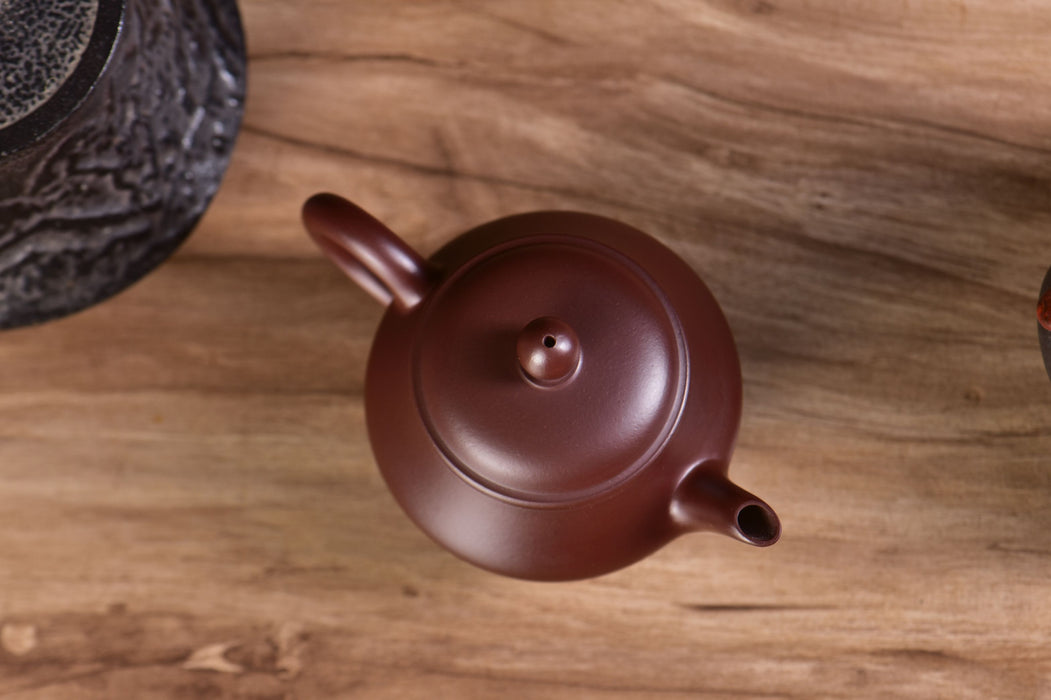 Purple Zhu Ni "Pear-Shaped" Yixing Teapot by Jin Jia Qi | Yunnan Sourcing Tea Shop